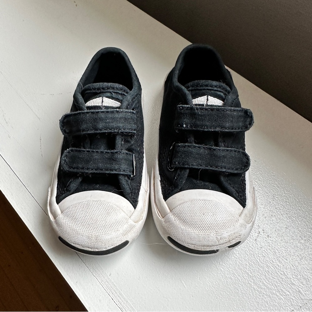 CONVERSE Easy-on Velcro Baby / Toddler Shoe - black